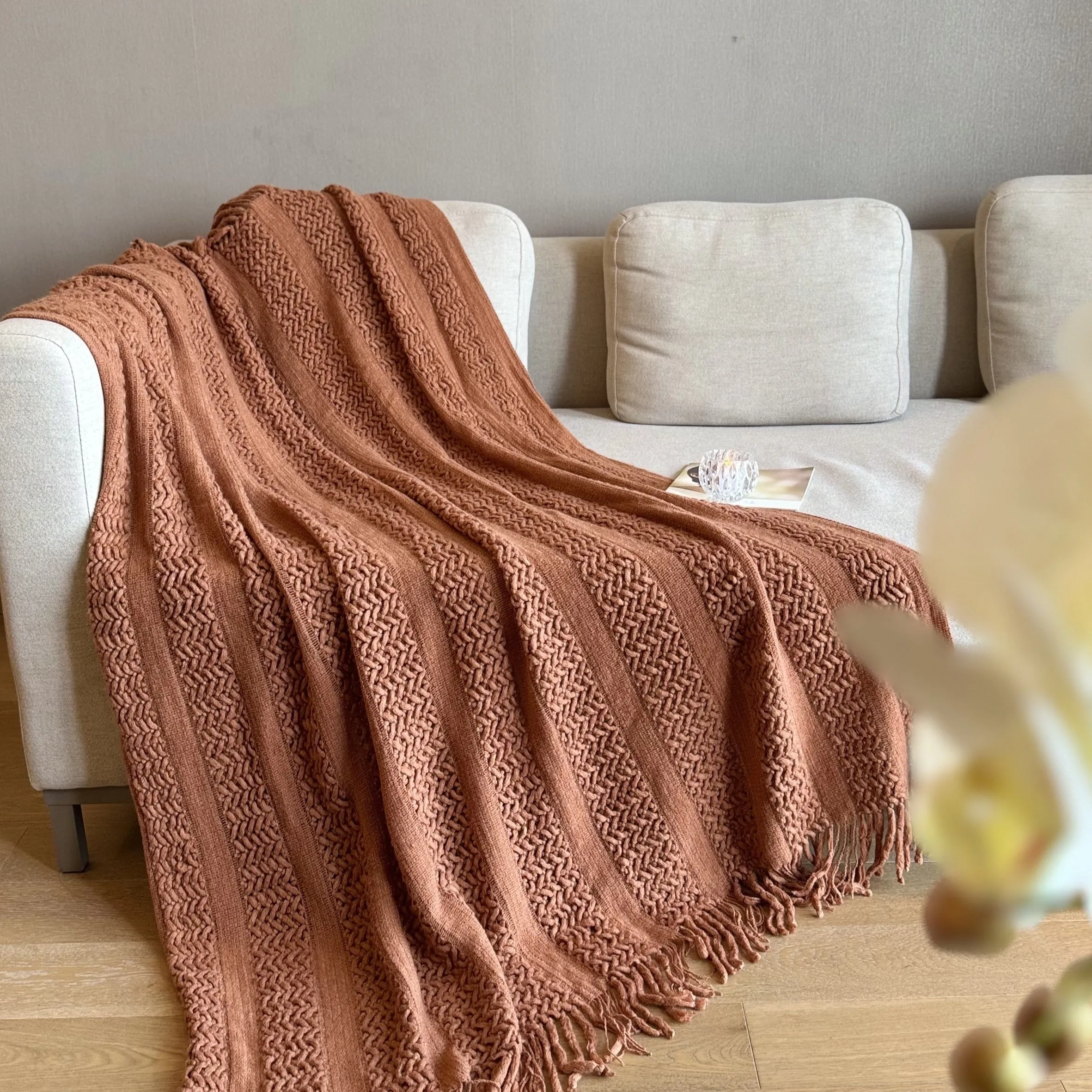 1pc Soft & Cozy Textured Throw Blanket - Vintage Decorative Knitted Design for Couch, Bed, Farmhouse & Home Decor - Perfect for Snuggling Up on Chilly Nights