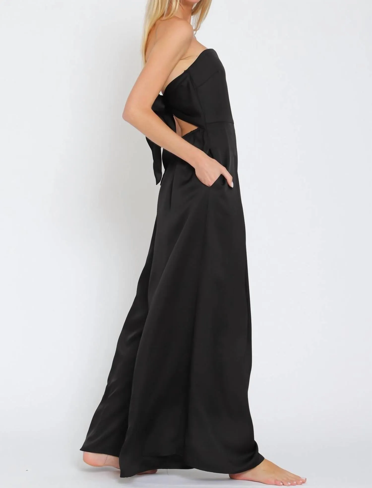 Aakaa - Victoria Holiday Jumpsuit